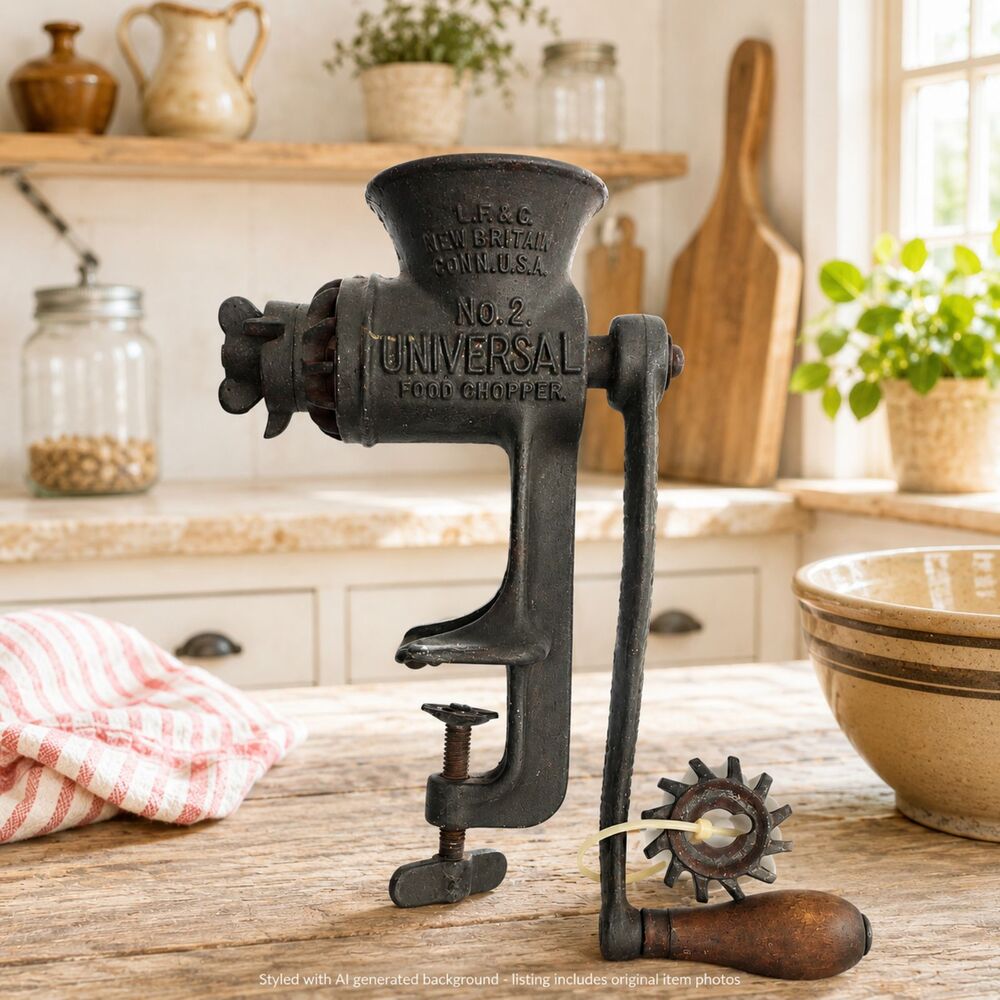 Antique Meat Grinder Cast Iron Hand Crank Kitchen Tool Farmhouse Food Chopper